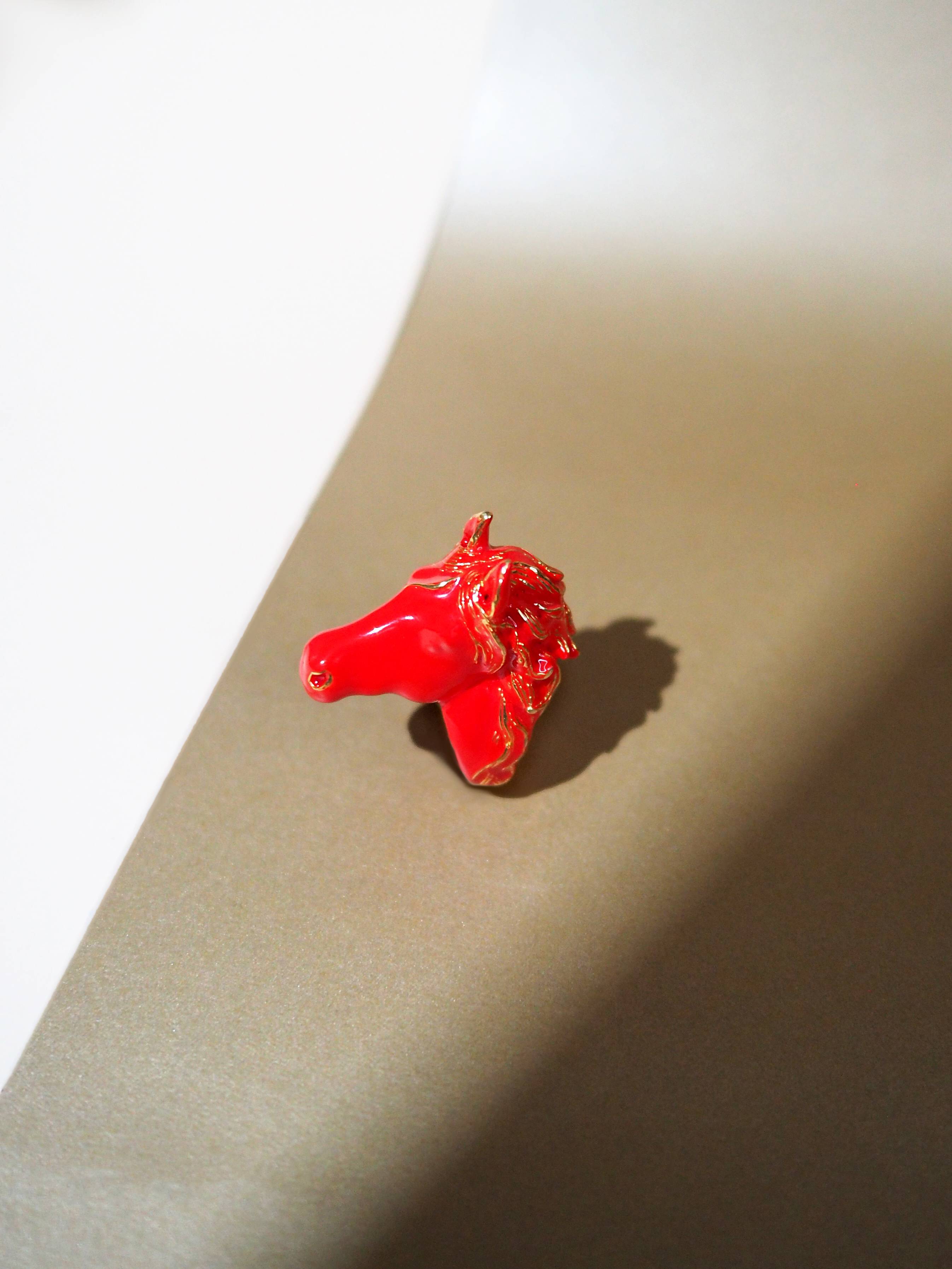 Horse Ring Red | Horse