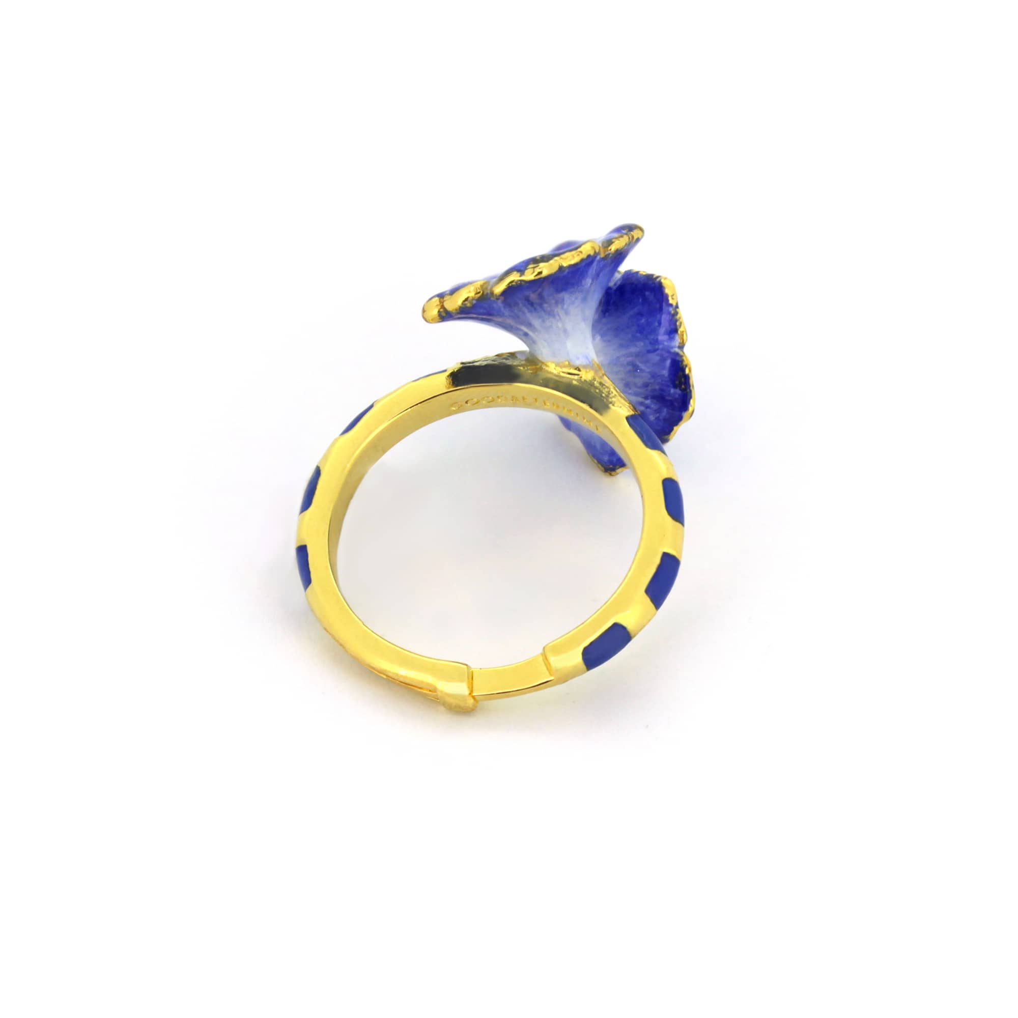 Beautifully crafted ring featuring blue flower details with a striped band.