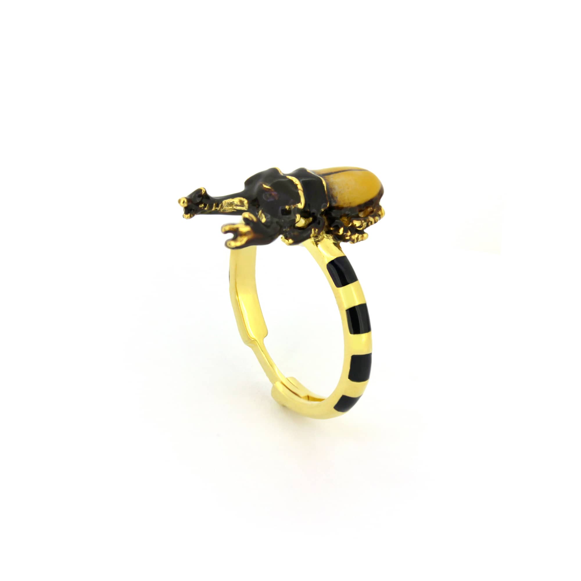 Beautifully crafted gold ring designed as a stag beetle, perfect for nature lovers.