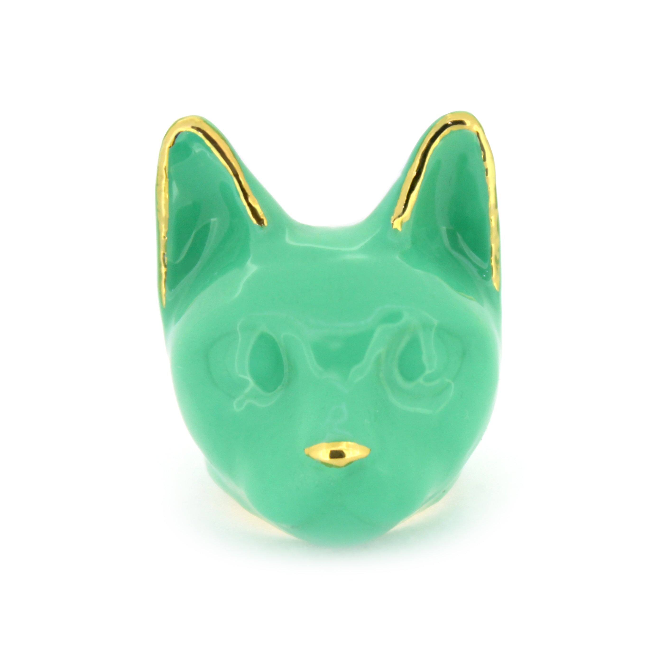 Stylish cat ring design showcasing a green cat face, perfect for cat lovers.