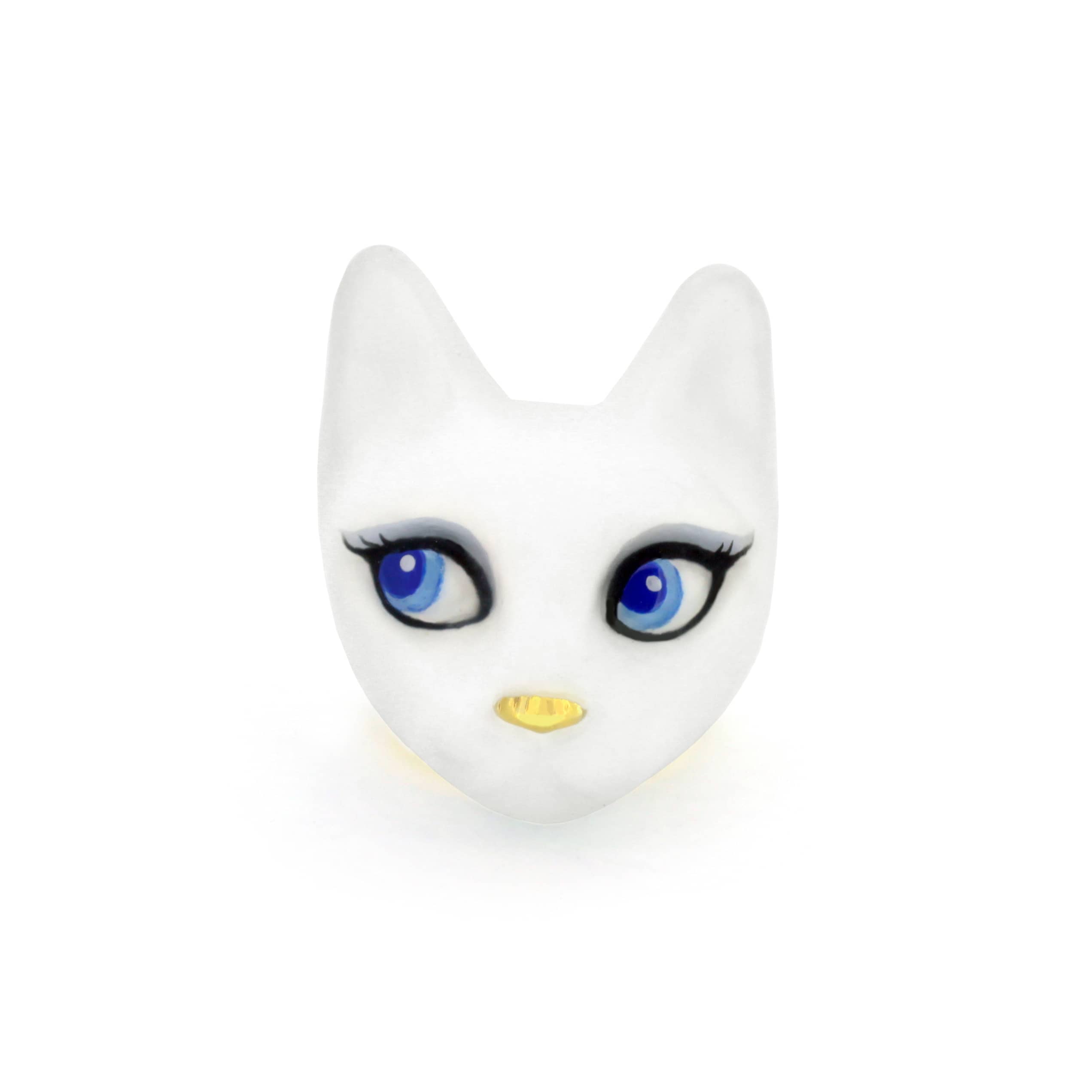 Hand-painted ring showcasing a white cat with captivating blue eyes.
