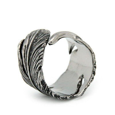 Feather Ring Black