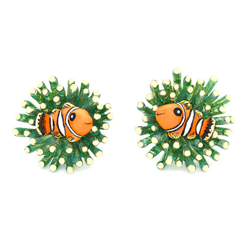 Unique ocean-inspired earrings featuring playful clownfish and sea anemone design.