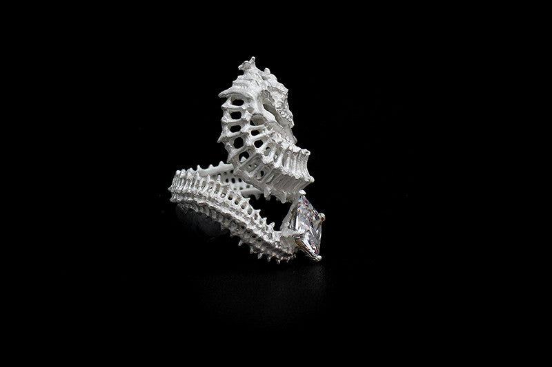 Reef Baron Ring White Satin | Sea Affair
