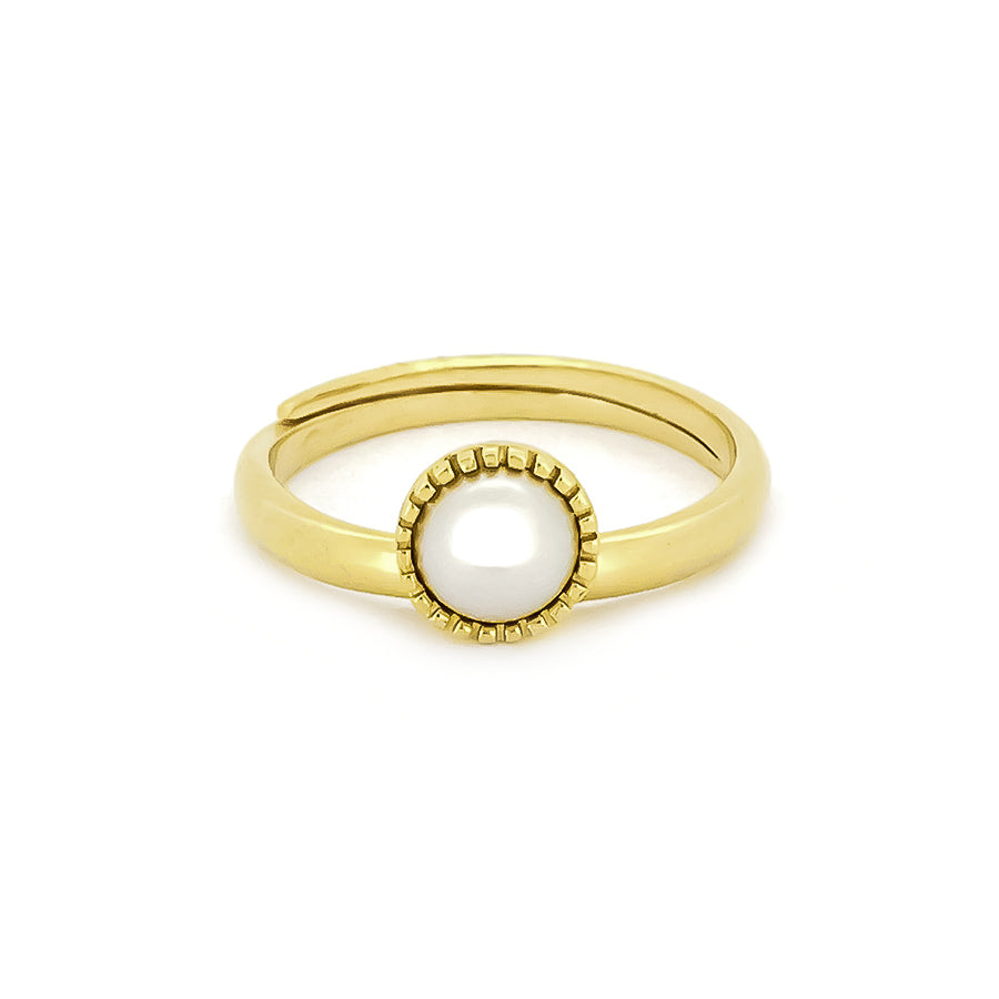 Stylish gold ring adorned with a beautiful white pearl.