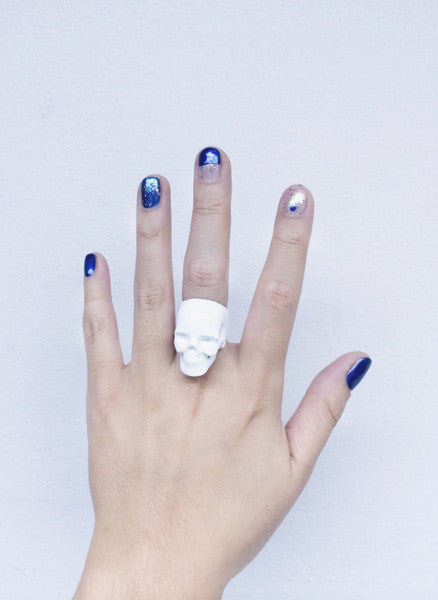 Collection // Skull Ring White