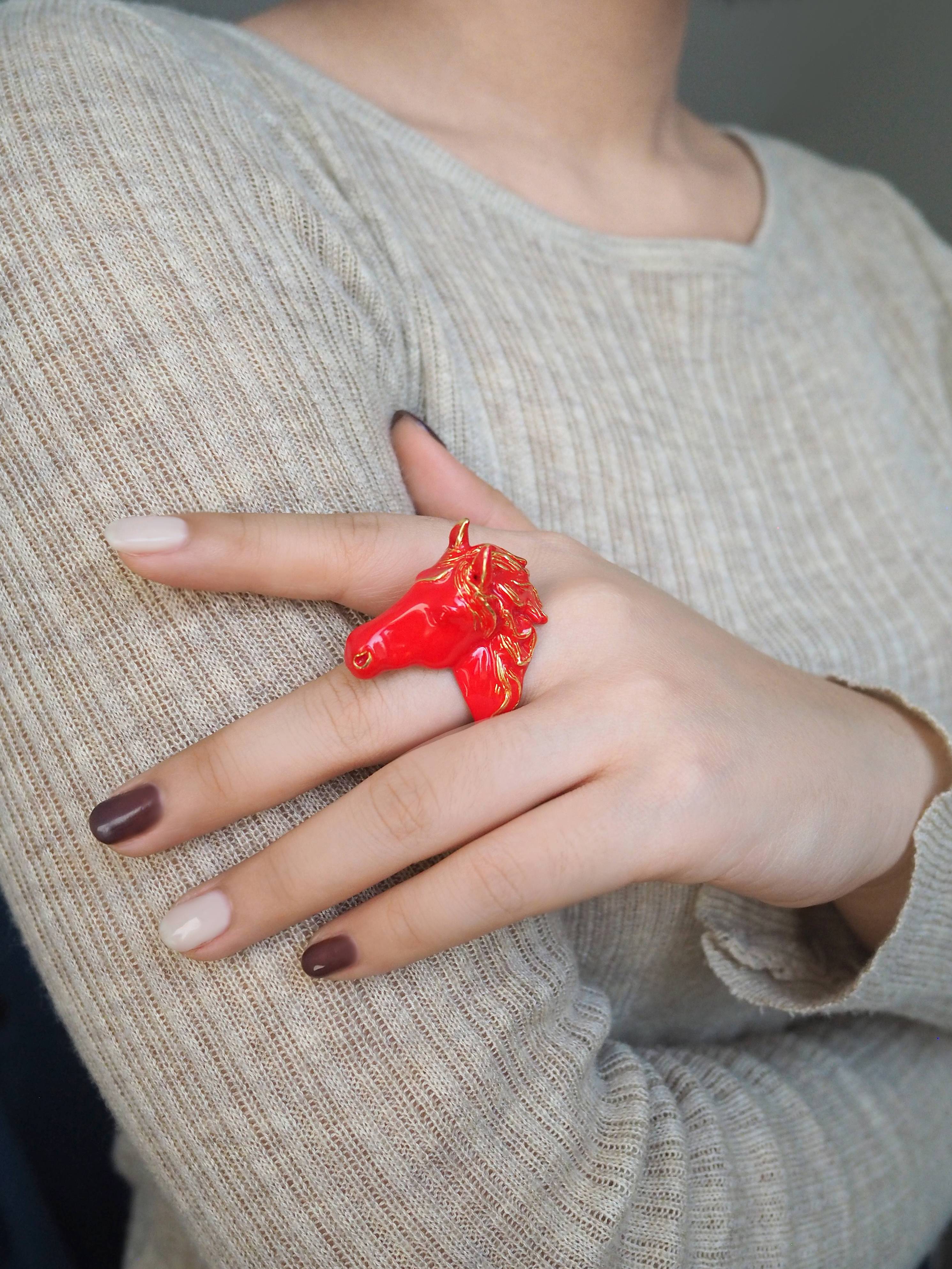 Horse Ring Red | Horse