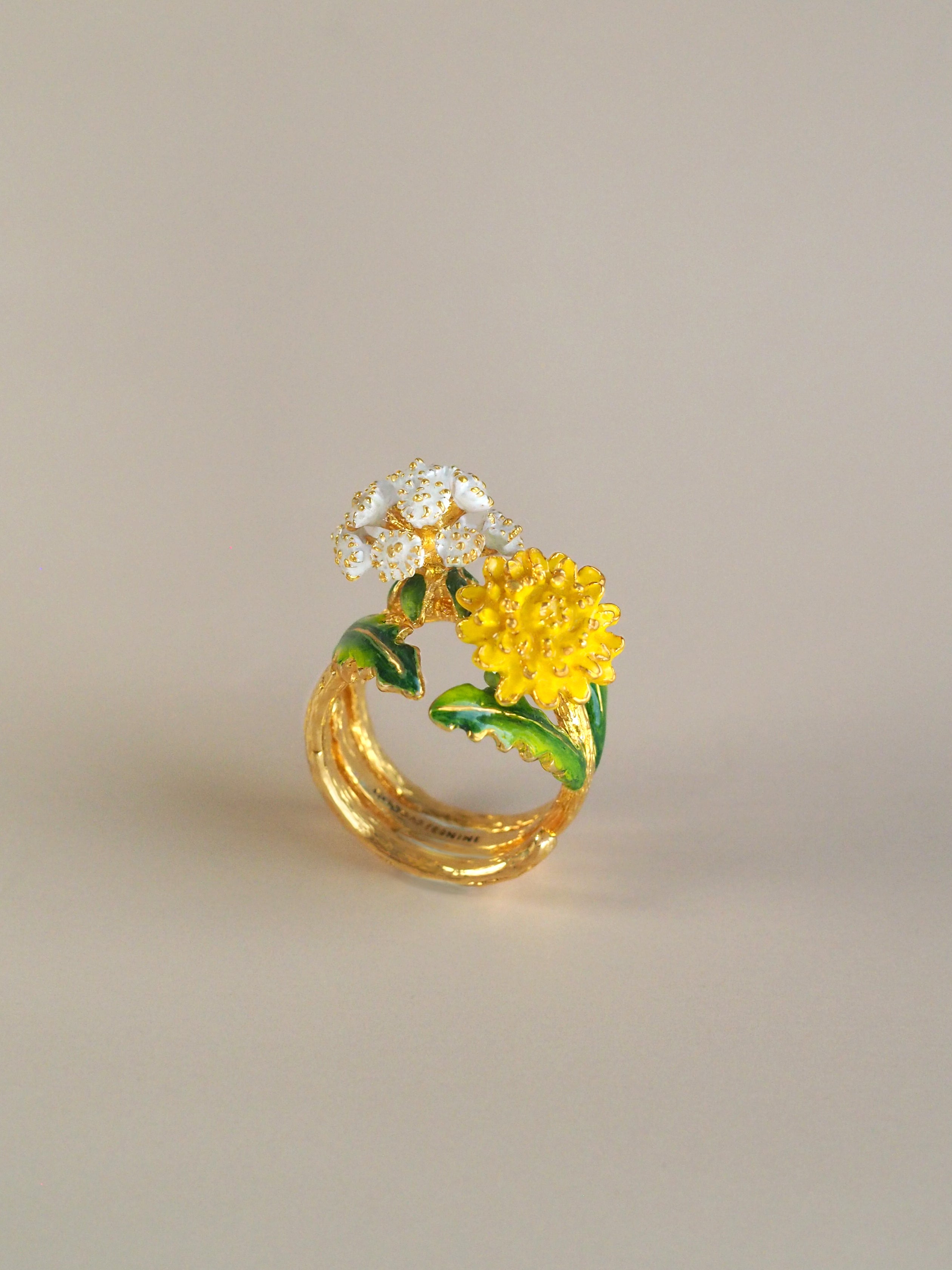 Dandelion Ring