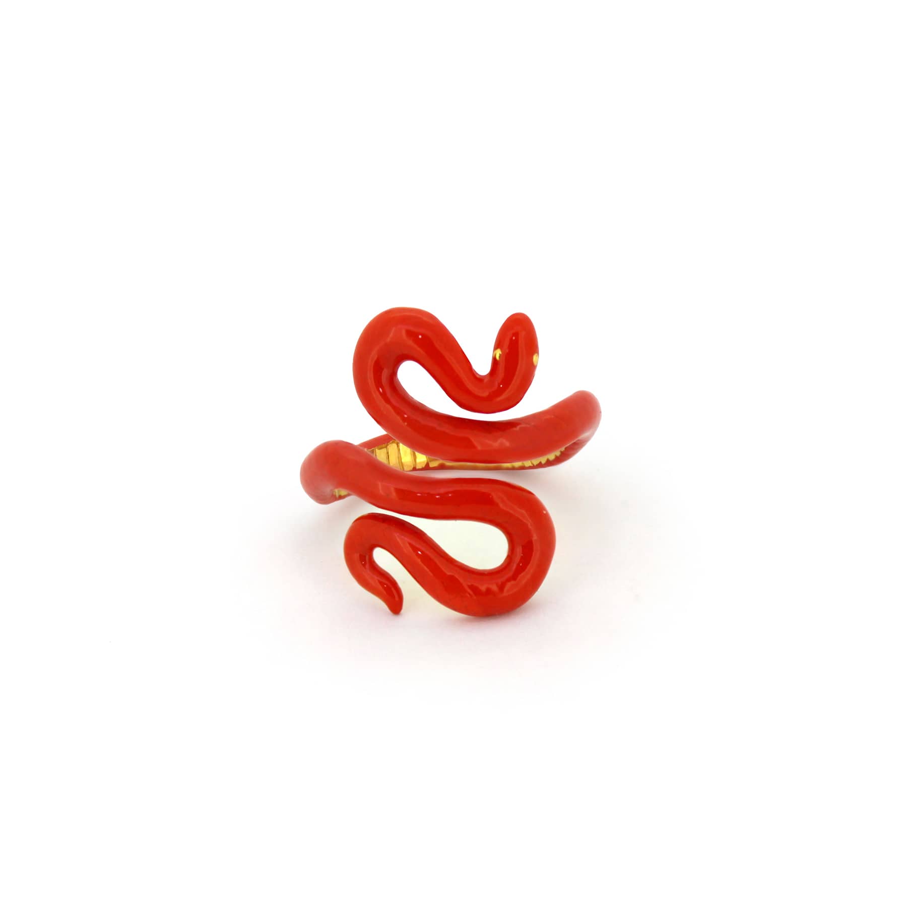 Playful and vibrant red snake ring, ideal for summer look.