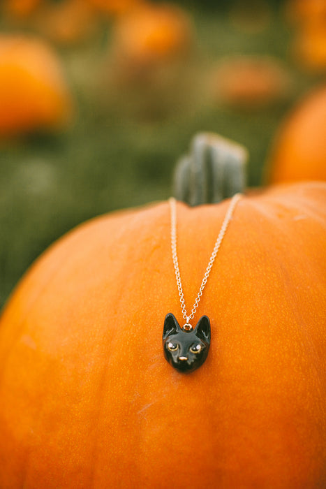 Nil Cat Necklace