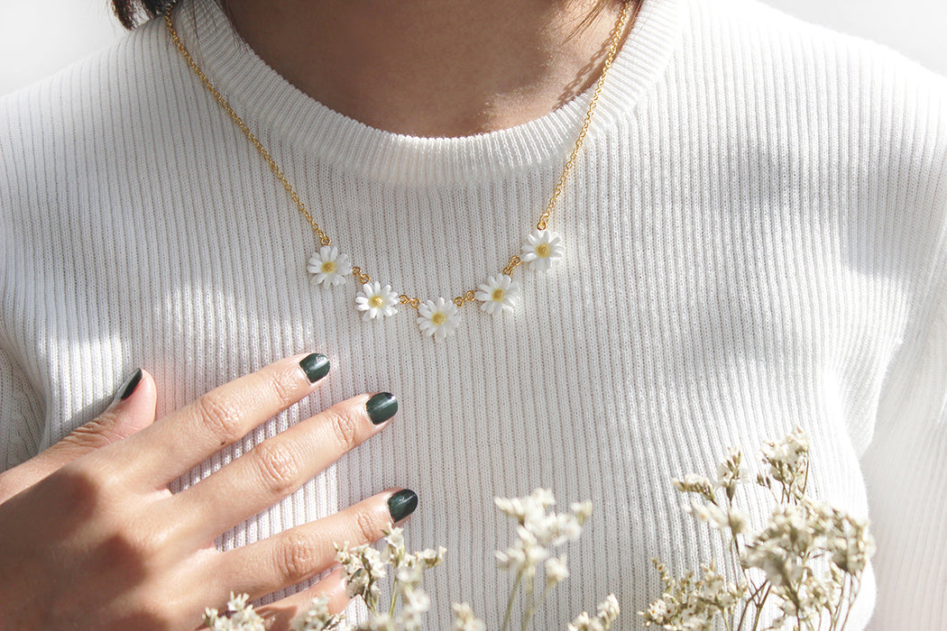 Daisy Necklace