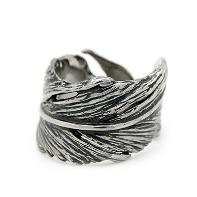 Feather Ring Black