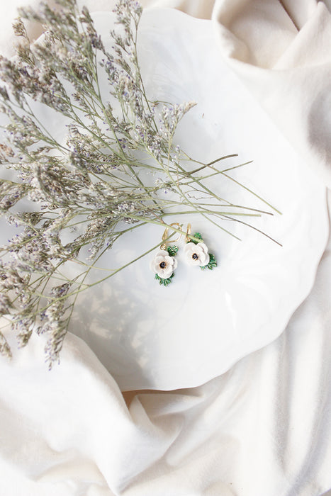 Anemone White Earrings