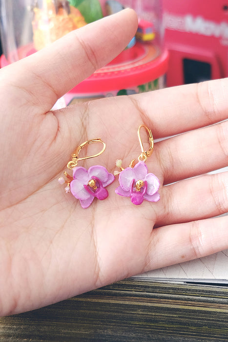 Phalaen Purple Earrings