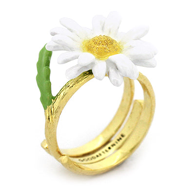 Beautiful daisy flower ring with green leaf