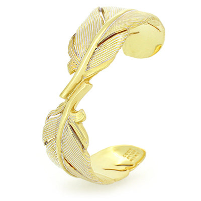 Beautifully crafted gold bangle with a delicate feather design.